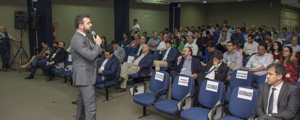 Desenvolvimento do Agro: Rafael Figueiredo ministra palestra sobre impostos durante Seminário em Goiás